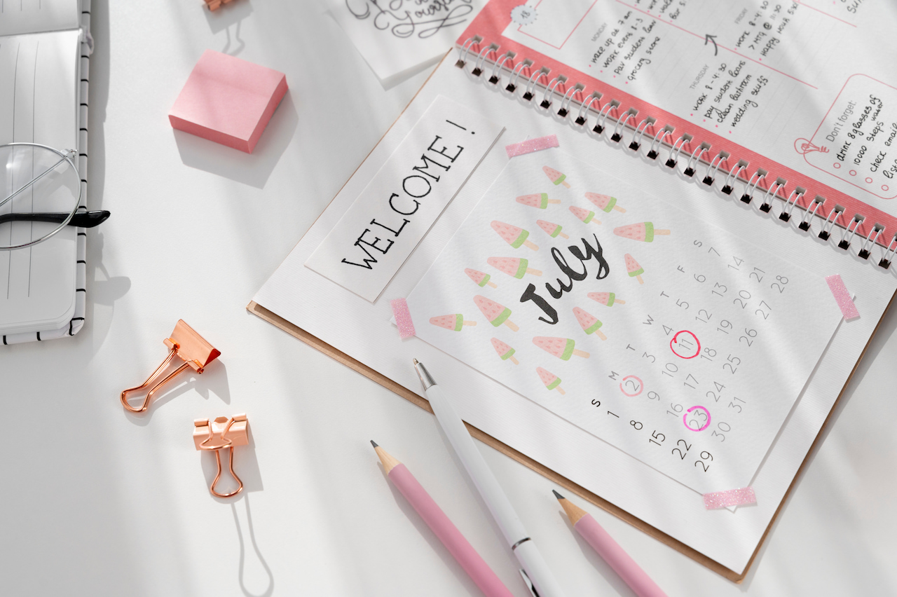 Calendario mensual cuaderno