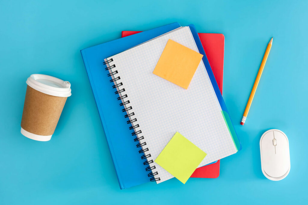 Apuntes en cuaderno